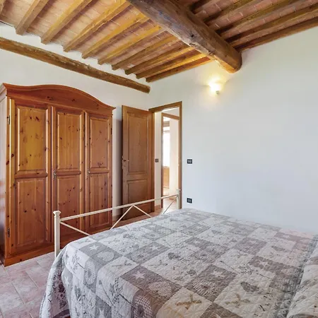 Lavish In With Pool Holiday home Volterra