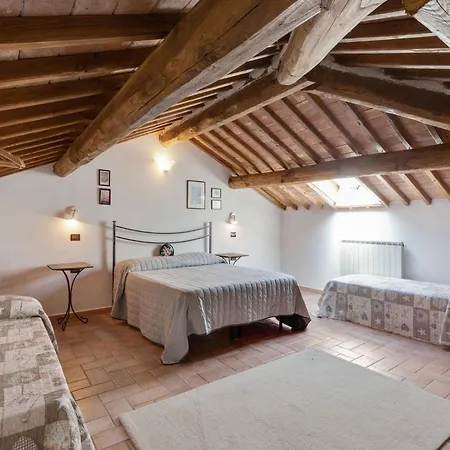 Holiday home Lavish In With Pool